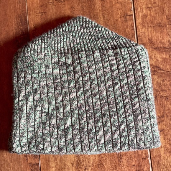 diesel beanie - Picture 3 of 3